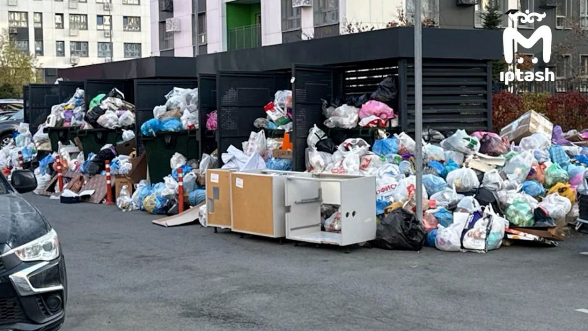 Казань тонет в отходах из-за текучки кадров в УК "ПЖКХ", говорят водители мусоровозов Казань тонет в отходах из-за текучки кадров в УК "ПЖКХ", говорят водители мусоровозов