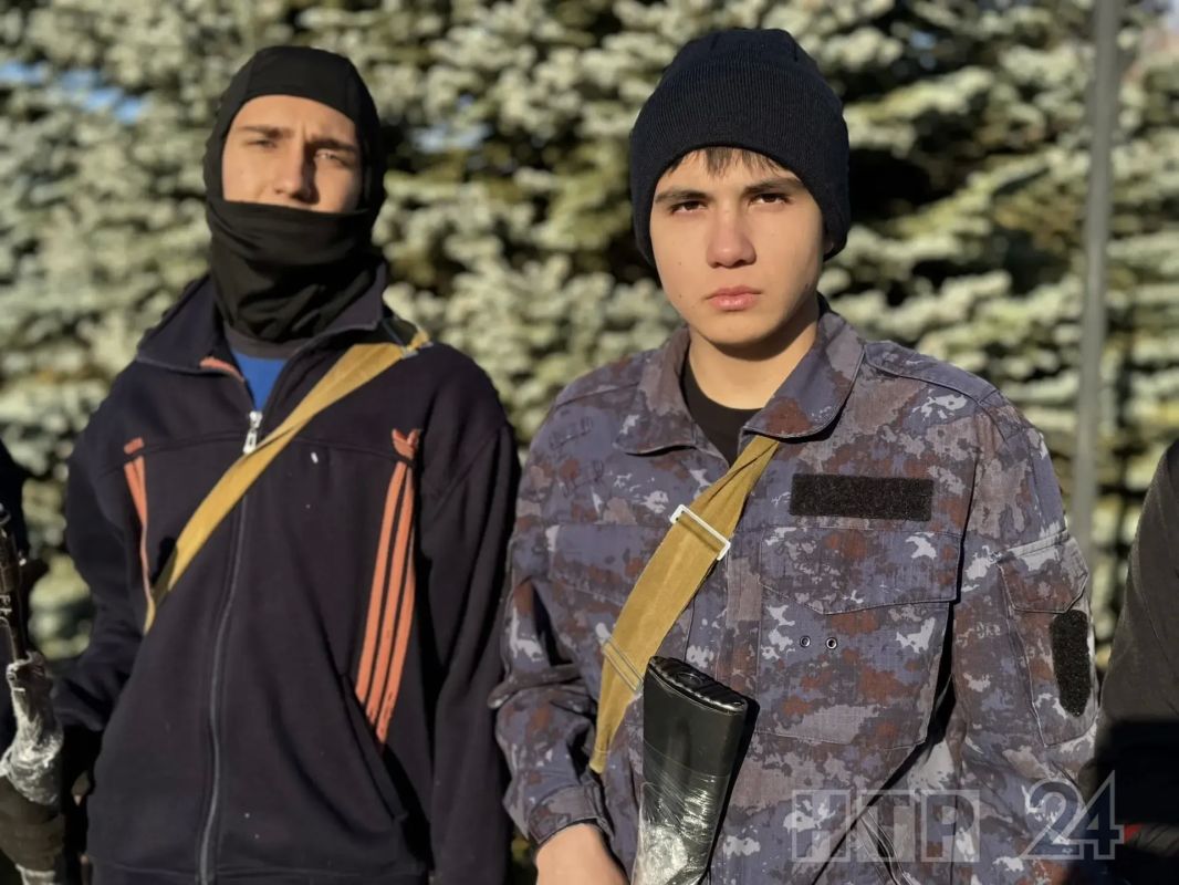Сегодня в Нижнекамске прошла традиционная шестая по счету «Гонка героев-тимирясовцев» Сегодня в Нижнекамске прошла традиционная шестая по счету «Гонка героев-тимирясовцев»