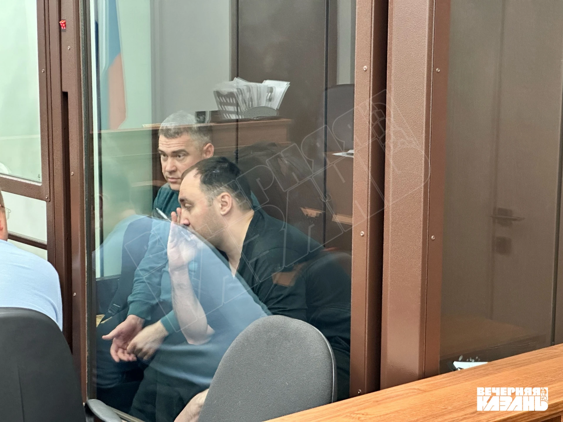 Экс-следователи, обвиняемые в возбуждении дел на заказ, останутся в СИЗО Казани