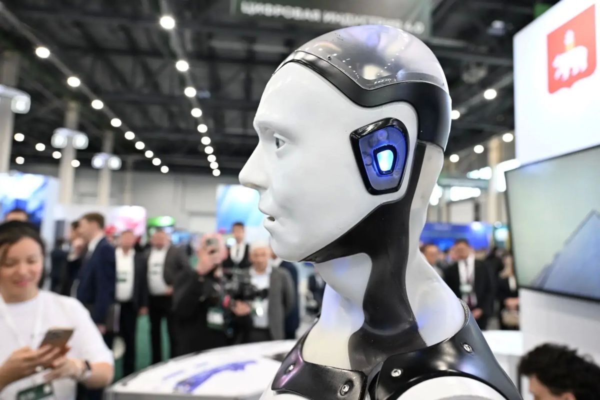 Рустам Минниханов: Приняли участие в открытии международного форума Kazan Digital Week - 2026, осмотрели выставку Рустам Минниханов: Приняли участие в открытии международного форума Kazan Digital Week - 2026, осмотрели выставку