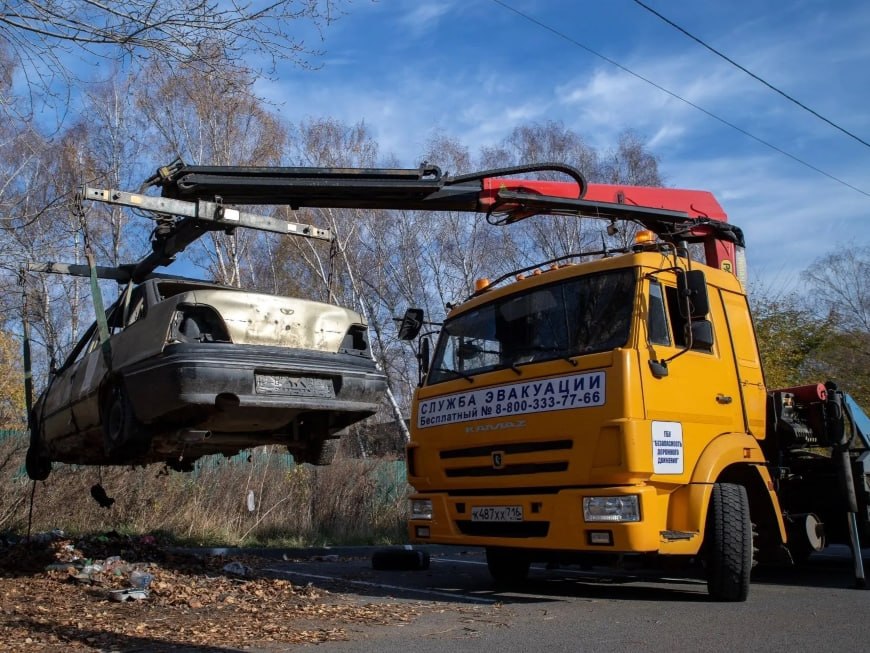 В Казани с улиц и дворов вывезли 37 брошенных автомобилей