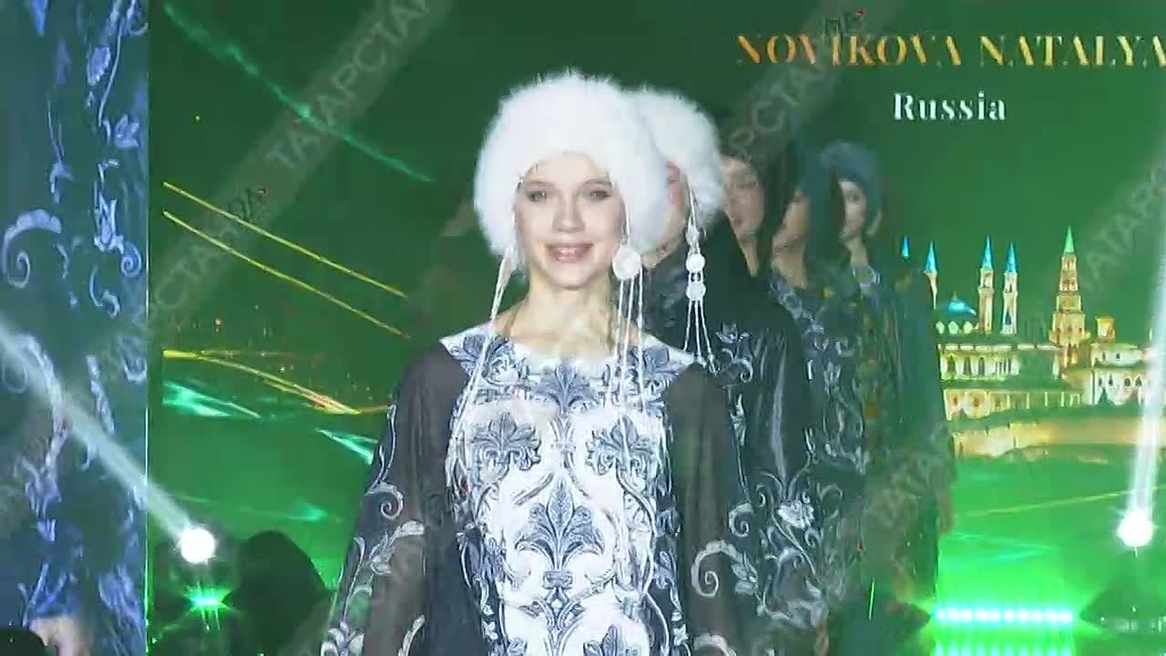 В Казани национальные костюмы переосмыслили с помощью нейросетей