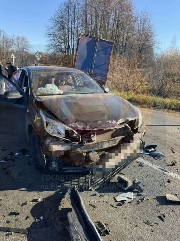 Пять человек пострадали в массовом ДТП в Альметьевском районе Пять человек пострадали в массовом ДТП в Альметьевском районе